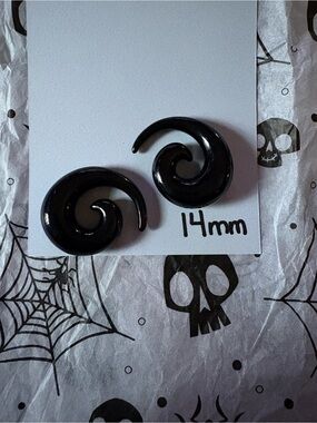 Black Spiral 14mm Ear Gauges - Pair